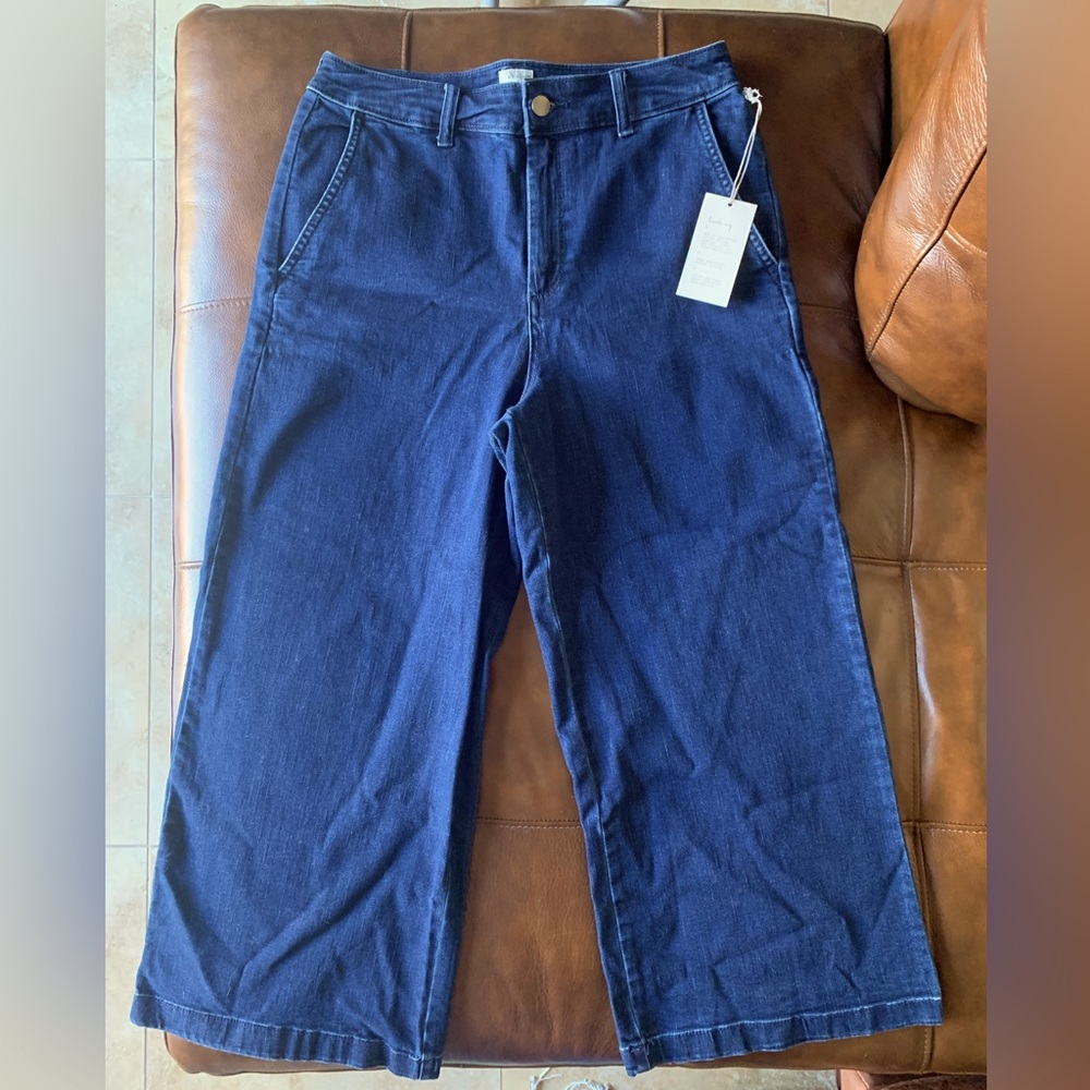 NEW W TAG - WOMENS - A NEW DAY - WIDE LEG JEAN - SIZE 8 - DARK BLUE